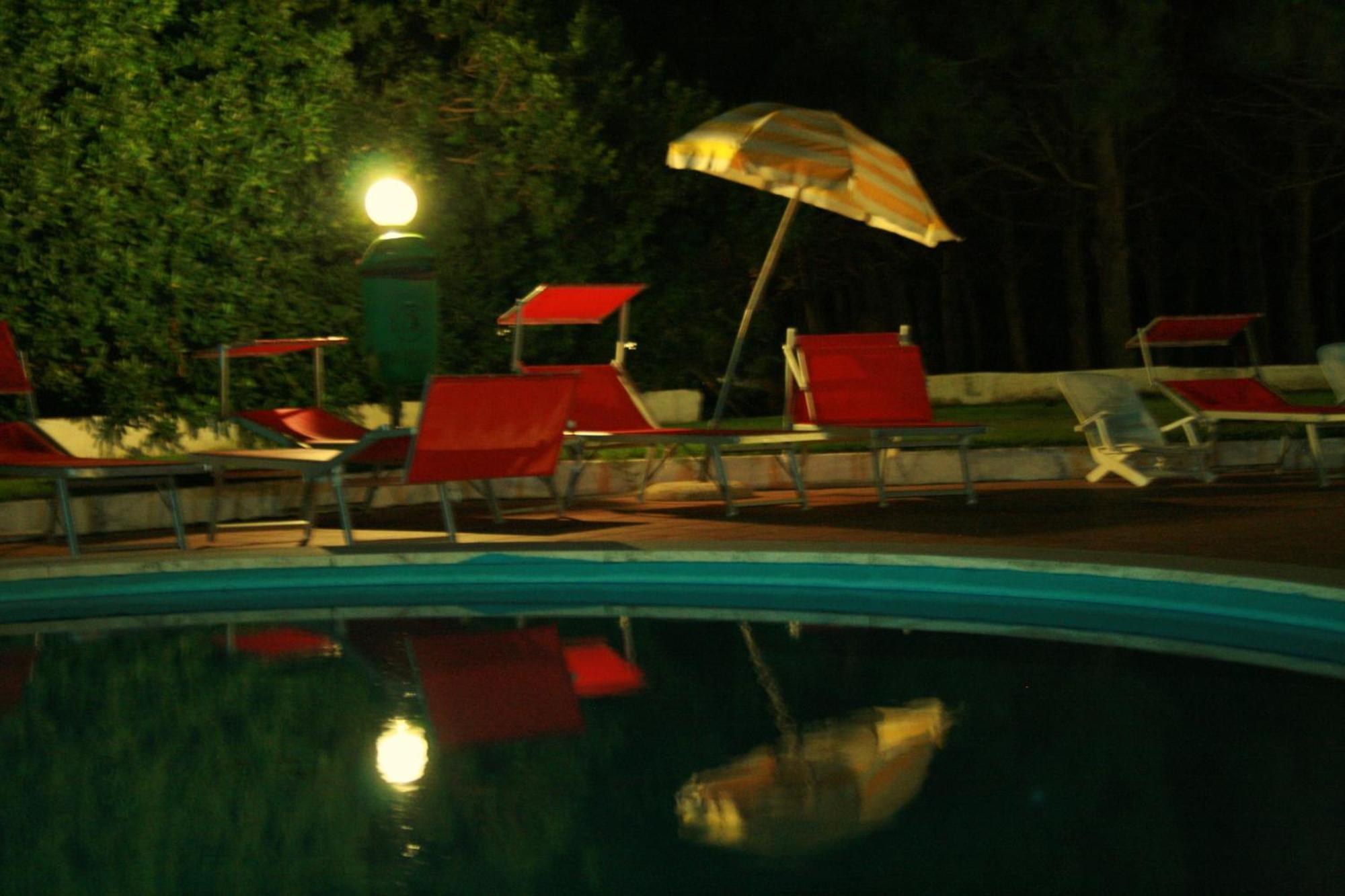 Hotel Mirage Santa Teresa Gallura Buitenkant foto