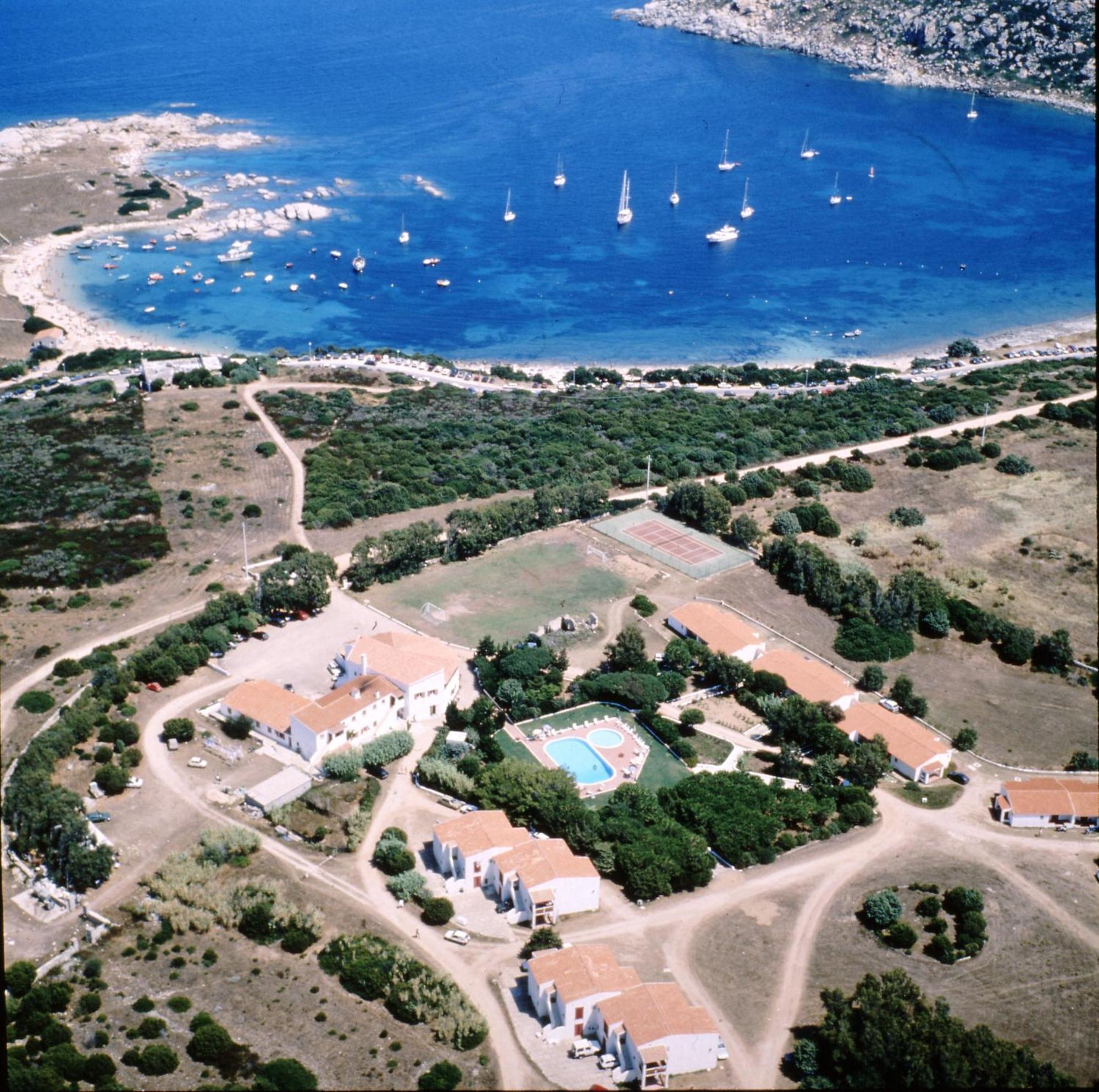 Hotel Mirage Santa Teresa Gallura Buitenkant foto